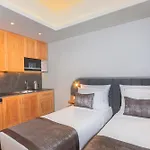 Aparthotel Meroddi Beyoglu 4*