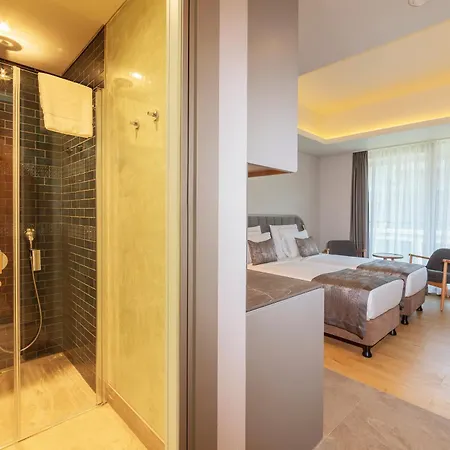 Meroddi Beyoglu Aparthotel 4*